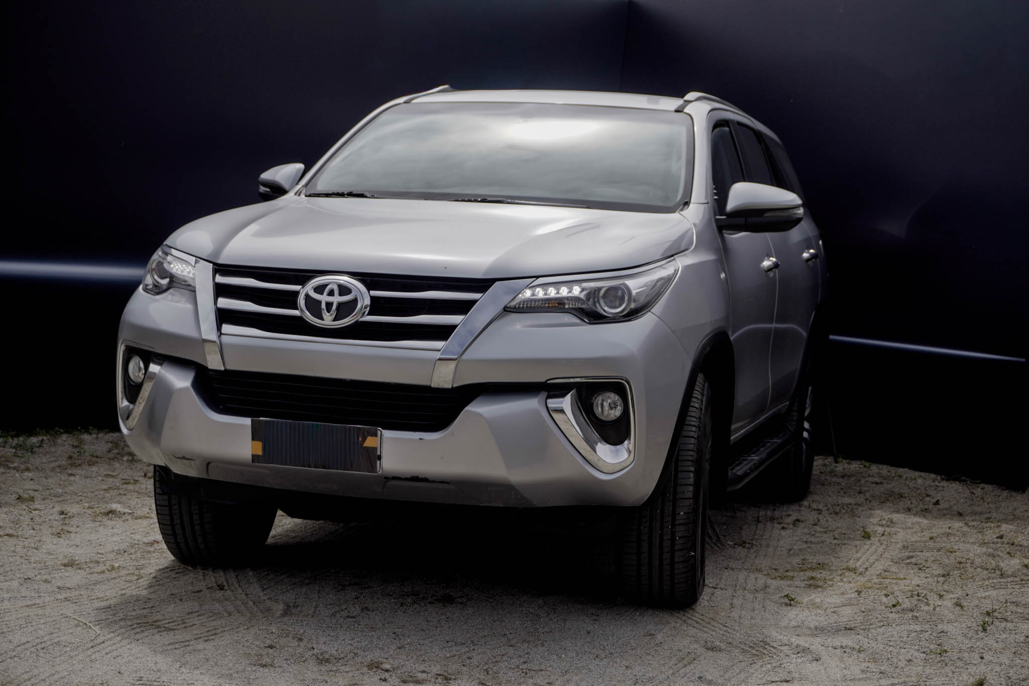 TOYOTA FORTUNER  2018