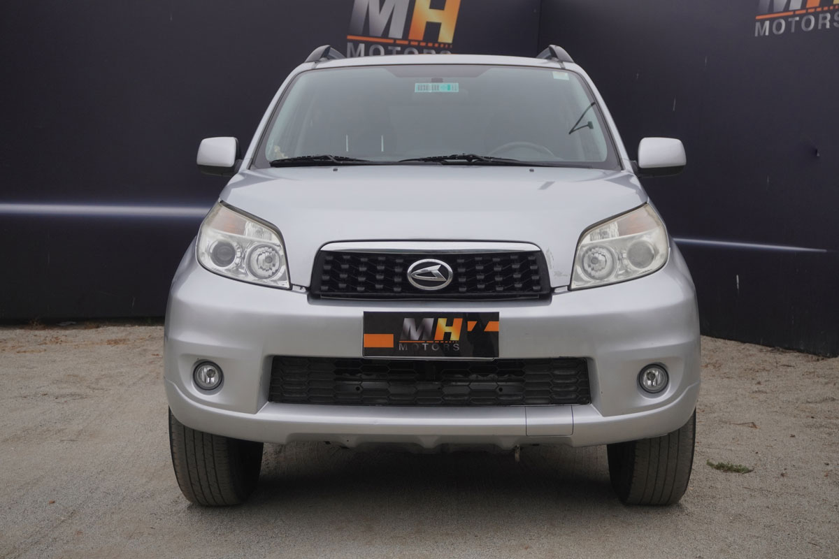 DAIHATSU TERIOS 1 2014